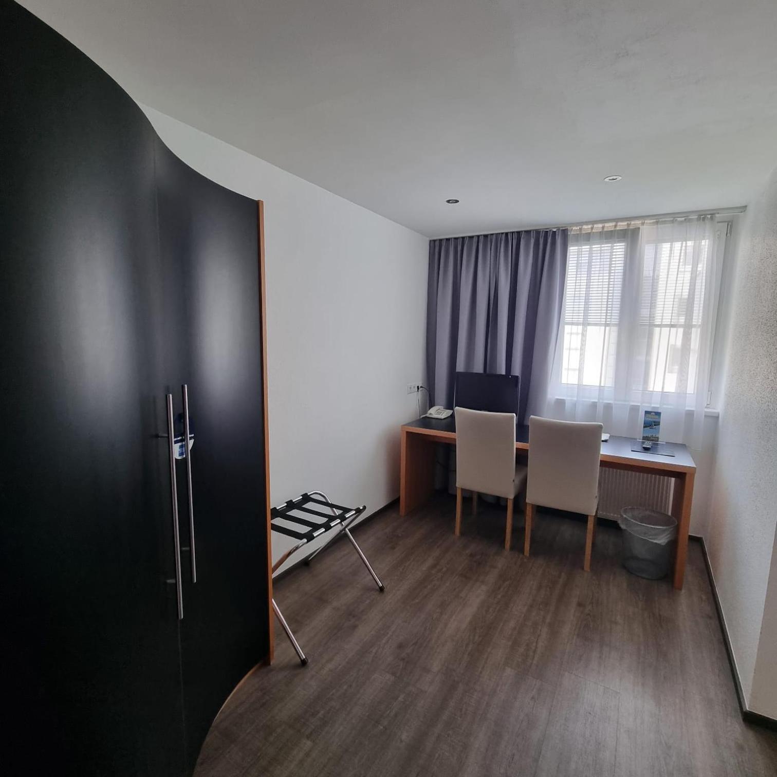 Hotel Central Bregenz Luaran gambar
